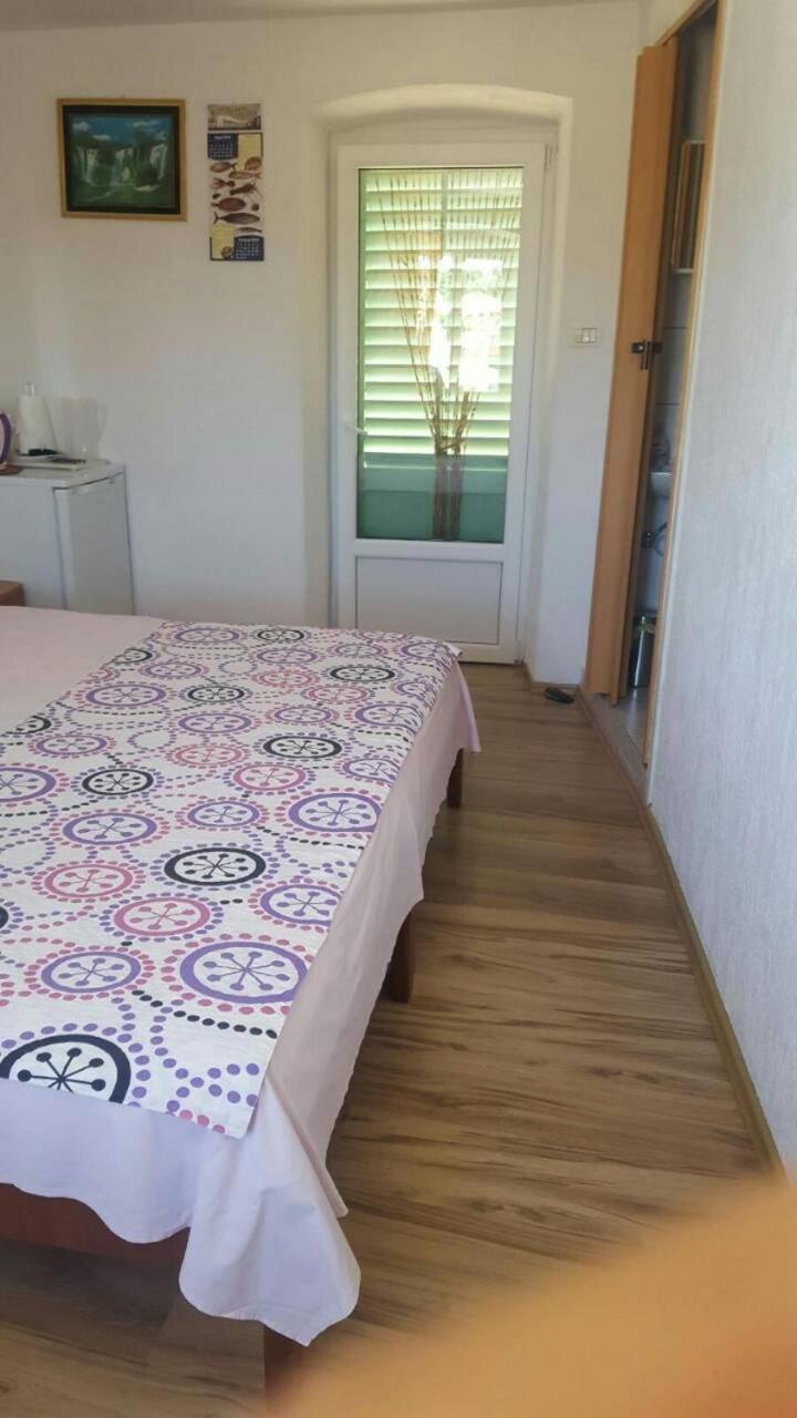 מאלי לוסיניי Accommodation Branka מראה חיצוני תמונה